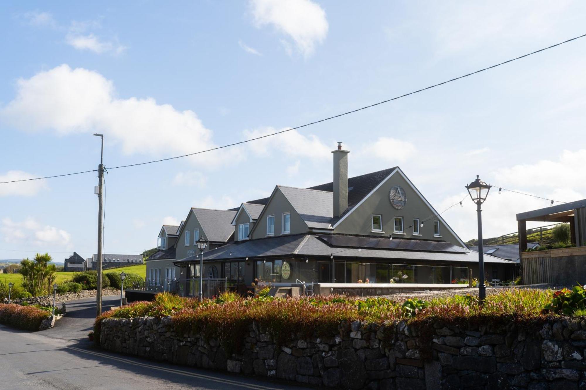 Doolin Inn Exteriör bild